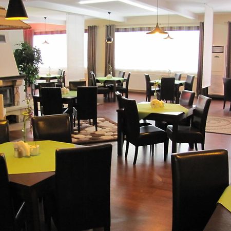Hotel Gregor Pszczolki Екстер'єр фото