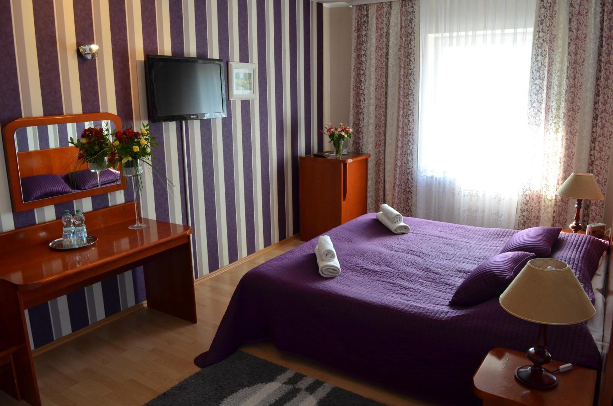 Hotel Gregor Pszczolki Екстер'єр фото